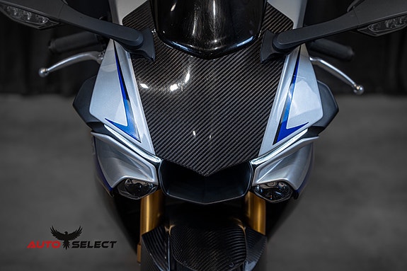 Yamaha YZF-R1M 17 of 23