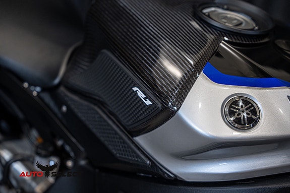 Yamaha YZF-R1M 8 of 23