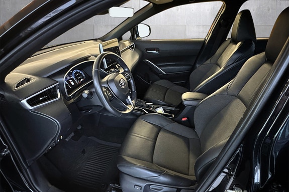 Toyota Corolla Cross 18 of 21