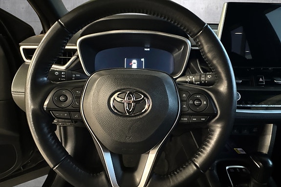 Toyota Corolla Cross 12 of 21