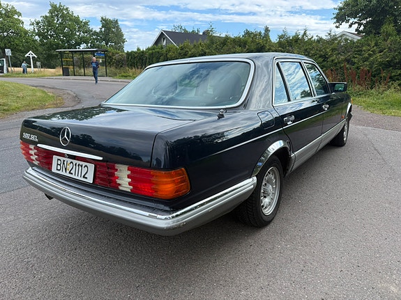 Mercedes-Benz S500 5 of 5