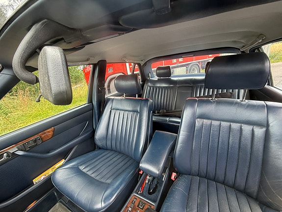 Mercedes-Benz 500 SEL 14 of 30