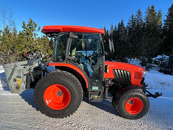Kubota L2-452 / L2-622 2 of 13