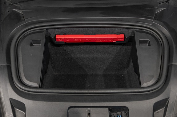 Porsche Taycan 29 of 30