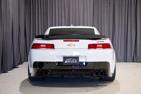 Chevrolet Camaro 5 of 30
