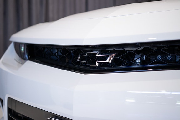 Chevrolet Camaro 8 of 30