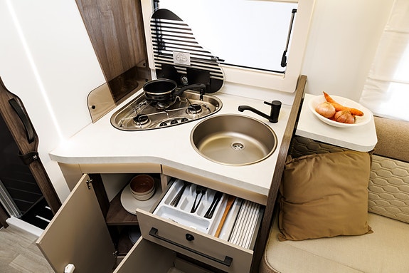Benimar T468 Premium interiør / 180 HK / 8-trinn automat / ISOFIXx2 28 of 30
