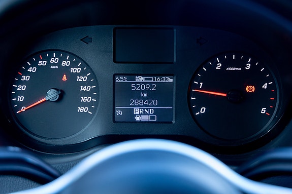 Mercedes-Benz Sprinter 15 of 20