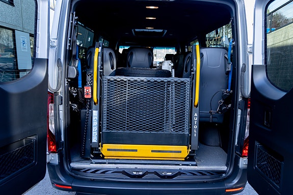 Mercedes-Benz Sprinter 7 of 20