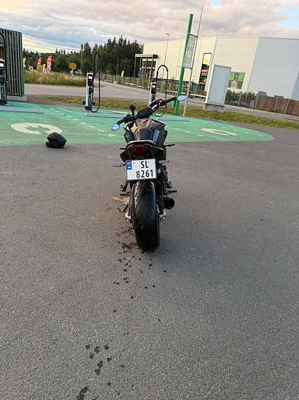 Yamaha MT-07 6 of 9