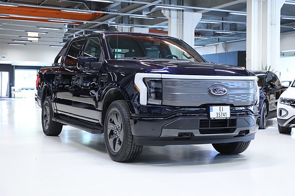Ford F-150 2 of 5