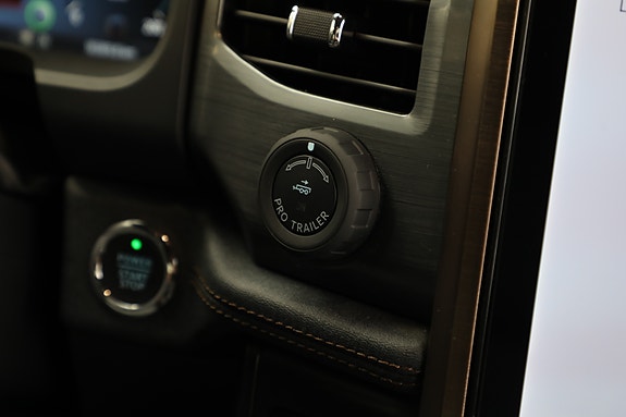 Ford F-150 21 of 30