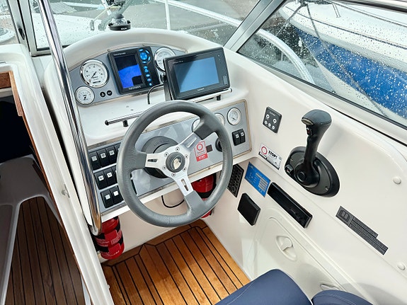 Uttern D68 DTI m/120 hk diesel Mercruiser - 495 timer - Strøken 14 of 30