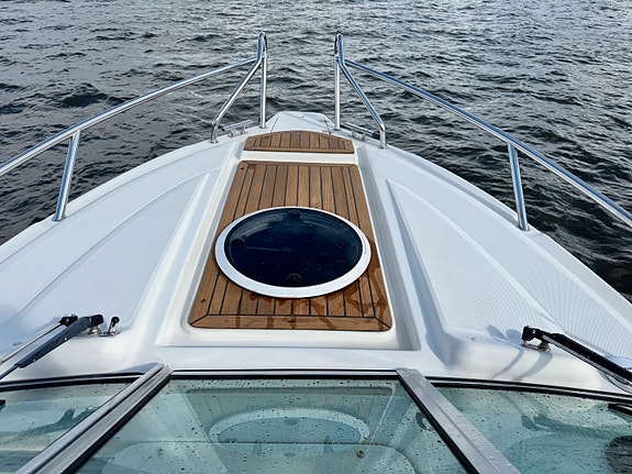 Uttern D68 DTI m/120 hk diesel Mercruiser - 495 timer - Strøken 28 of 30
