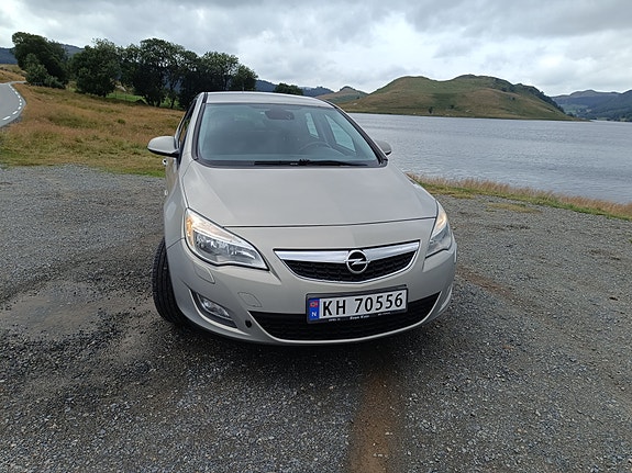 Opel Astra 5 of 5