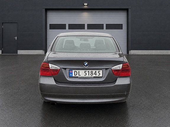 BMW 316i 5 of 10
