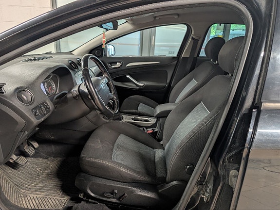 Ford Mondeo 11 of 22