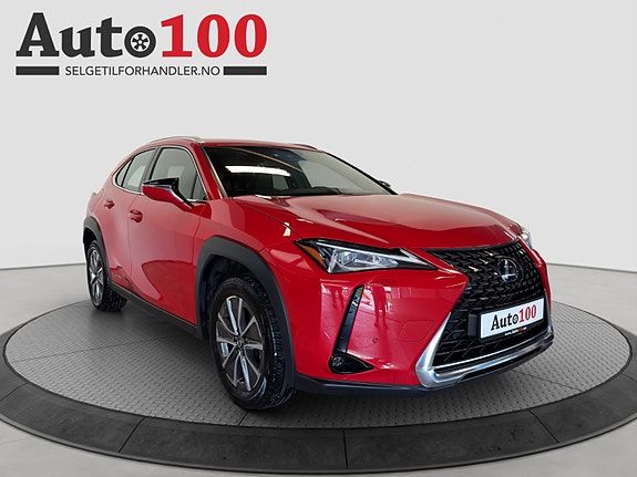 Lexus UX300e 3 of 20
