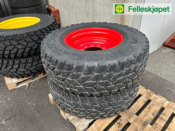 Hjul par: Nokian Hakkapelita 440/80R28 Ukjent Rød 2 of 2