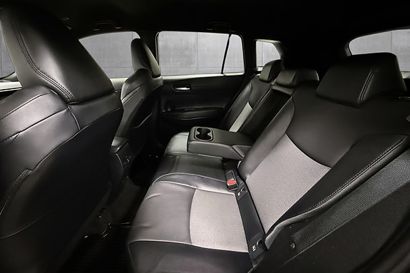 Toyota Corolla Cross 9 of 28