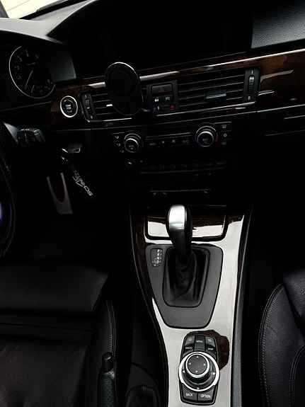 BMW 335i 7 of 9