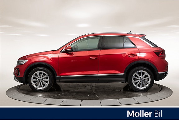 Volkswagen T-Roc 2 of 5