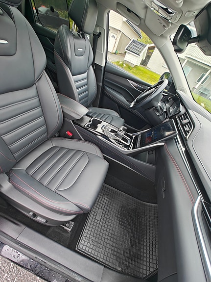 Maxus Euniq 6 12 of 21