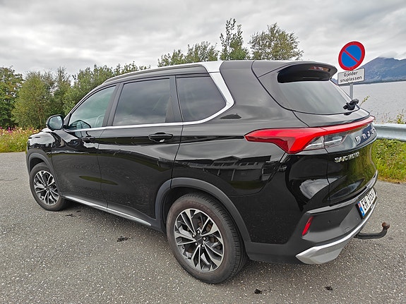 Maxus Euniq 6 9 of 21