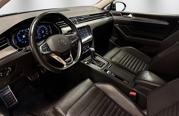 Volkswagen Passat Alltrack 8 of 11