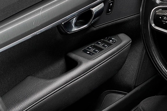 Volvo V90 14 of 30