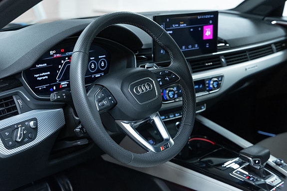 Audi RS4 12 of 30