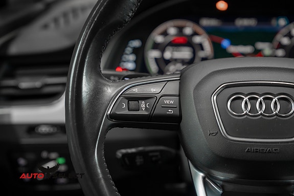 Audi Q7 30 of 30