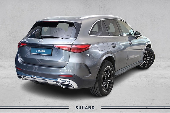 Mercedes-Benz GLC300 de 6 of 13