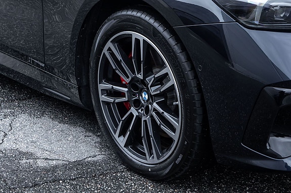 BMW i5 3 of 30