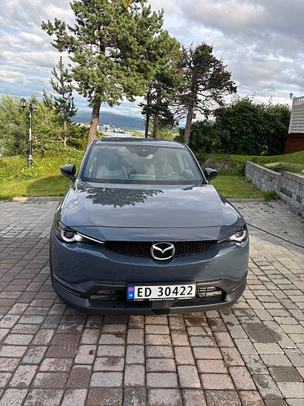 Mazda MX-30 3 of 5
