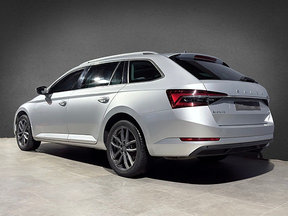 Skoda Superb 5 of 5