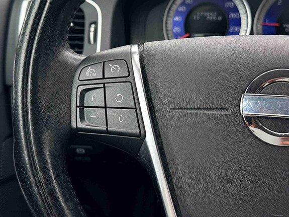 Volvo S60 29 of 30