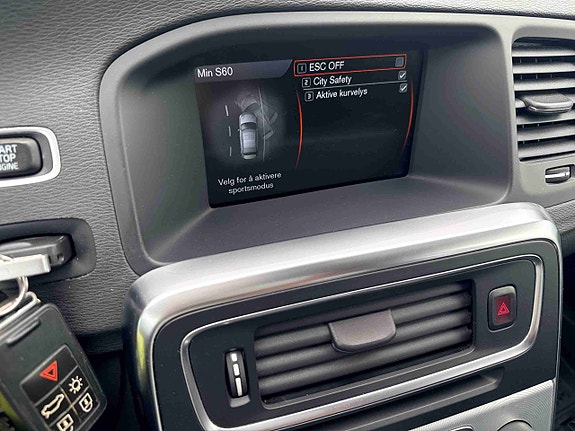 Volvo S60 23 of 30