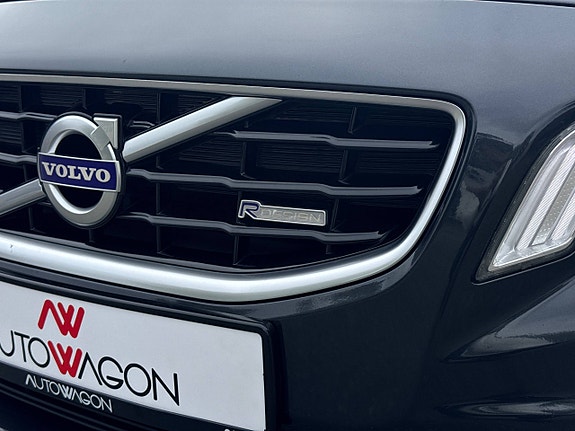 Volvo S60 8 of 30