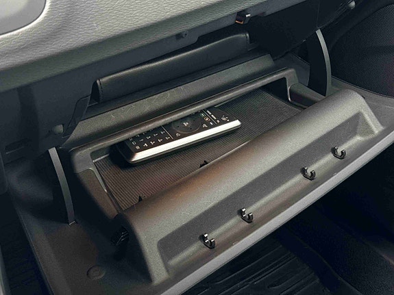 Volvo S60 27 of 30