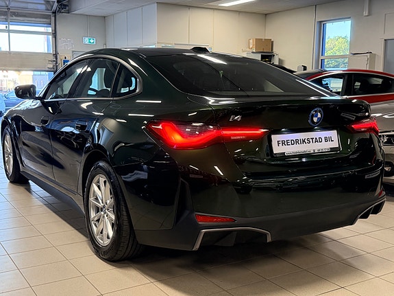 BMW i4 2 of 5