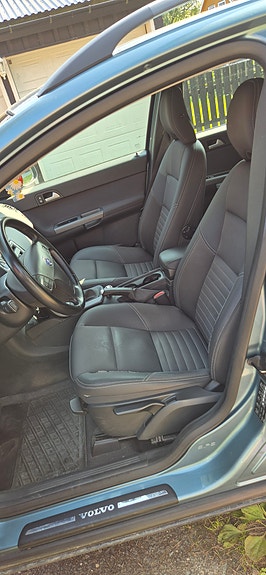 Volvo V50 6 of 18