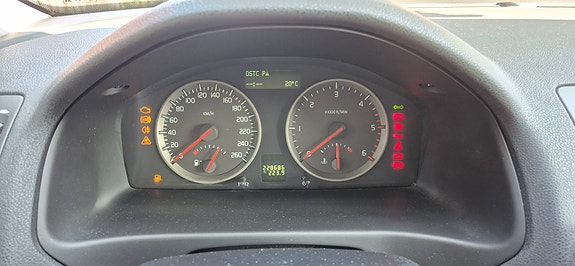 Volvo V50 9 of 18