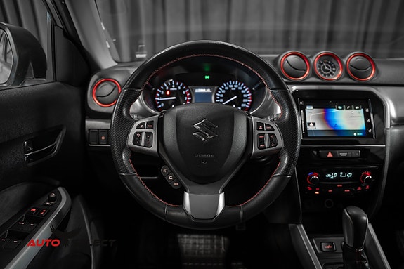 Suzuki Vitara 24 of 30