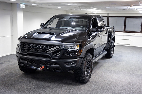 RAM 1500 2 of 15
