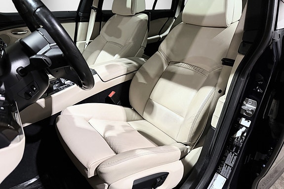 BMW 530xd 18 of 30