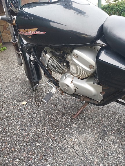 Honda VT 125 Shadow 5 of 16