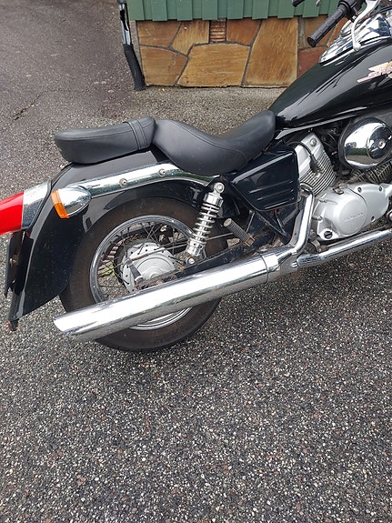 Honda VT 125 Shadow 8 of 16