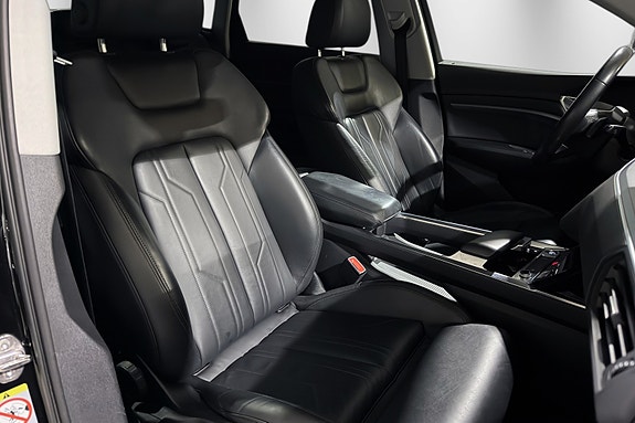 Audi e-tron 27 of 30