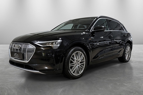Audi e-tron 2 of 30